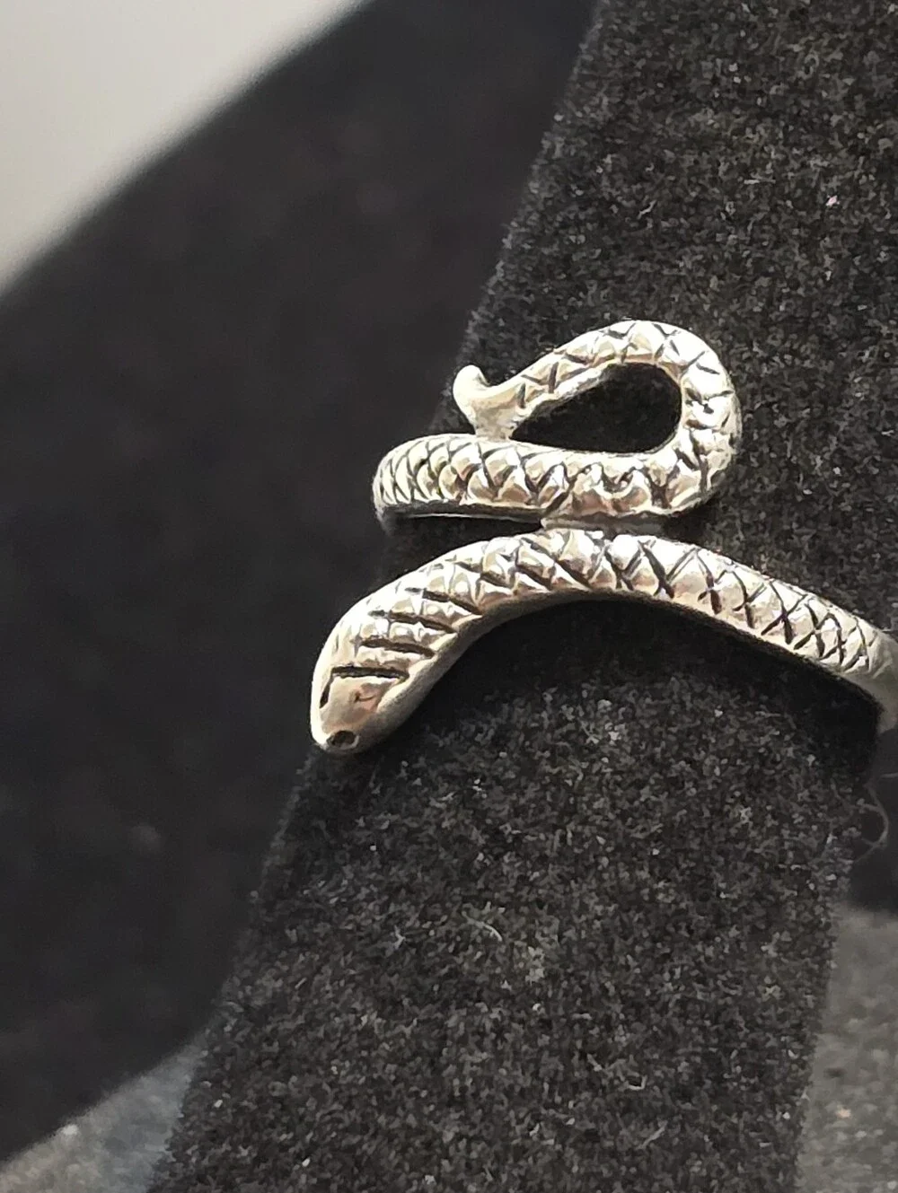 Adjustable Size 4-5 Sterling Silver Snake Design Ring 925